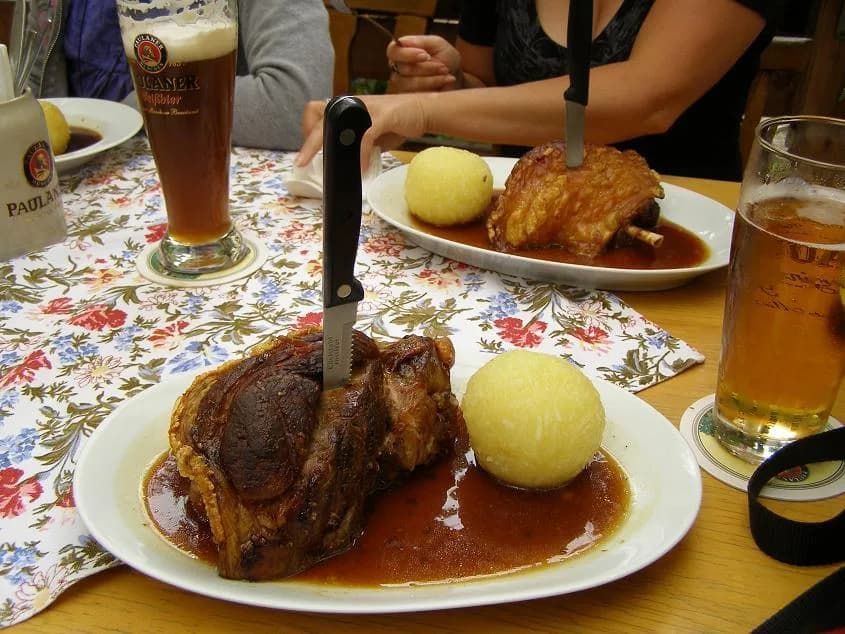 Schweinshaxe
