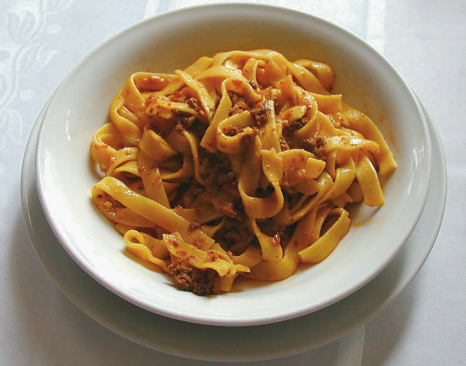 Ragù Bolognese — traditional Italy dish