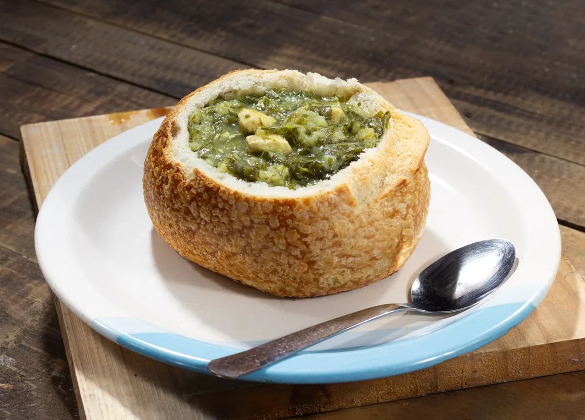 Mardi Gras Cuisine: Gumbo — traditional United States dish