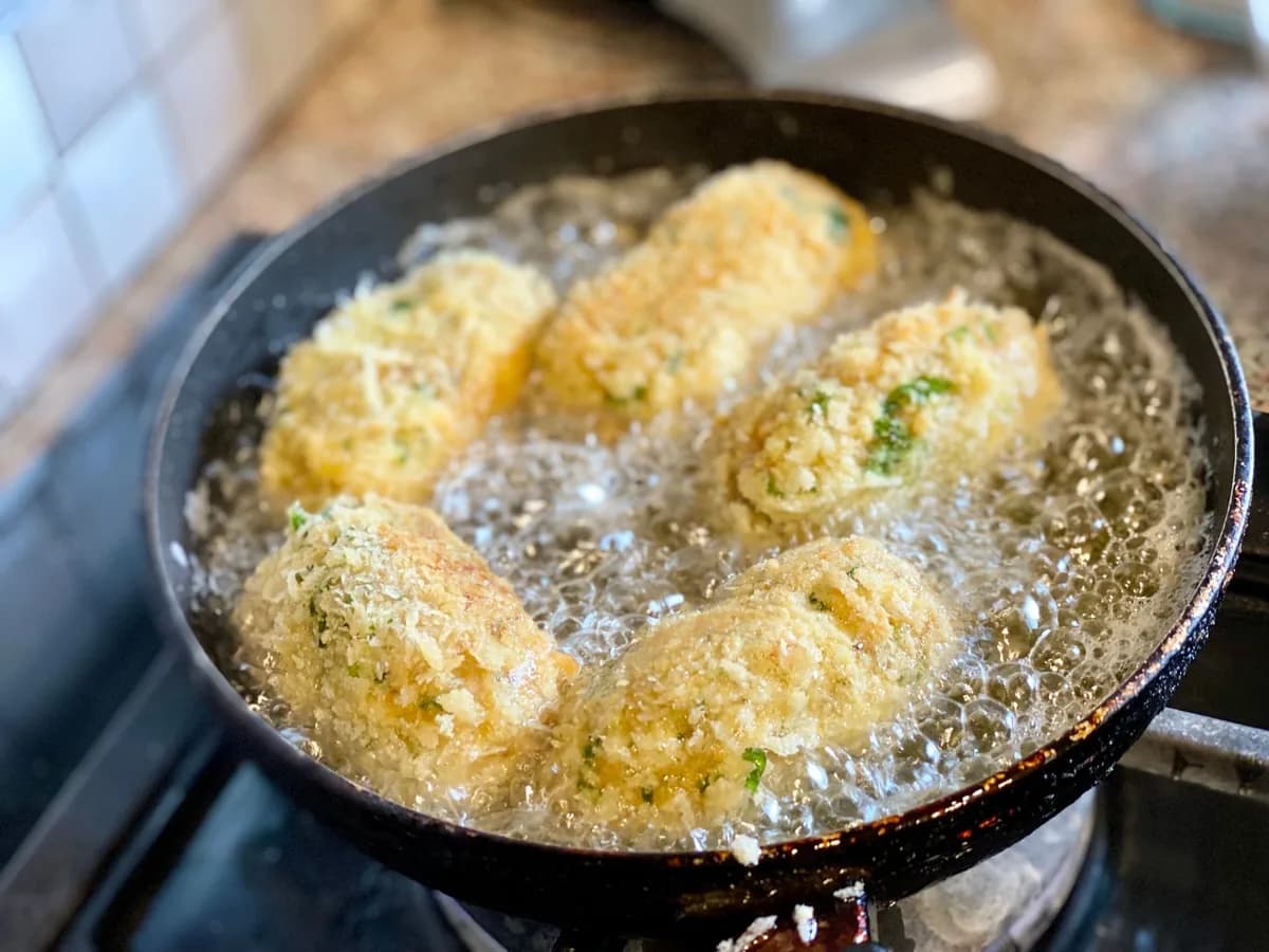 Jamón Croquetas — traditional Spain dish