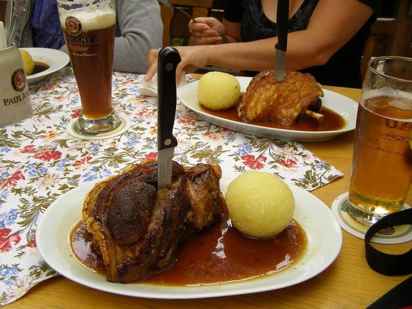 Schweinshaxe