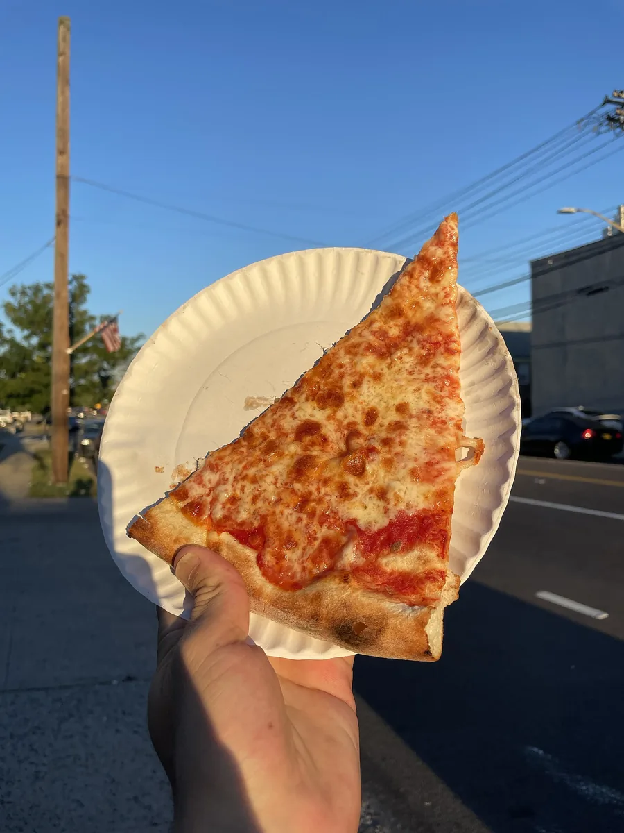 New York-style Pizza
