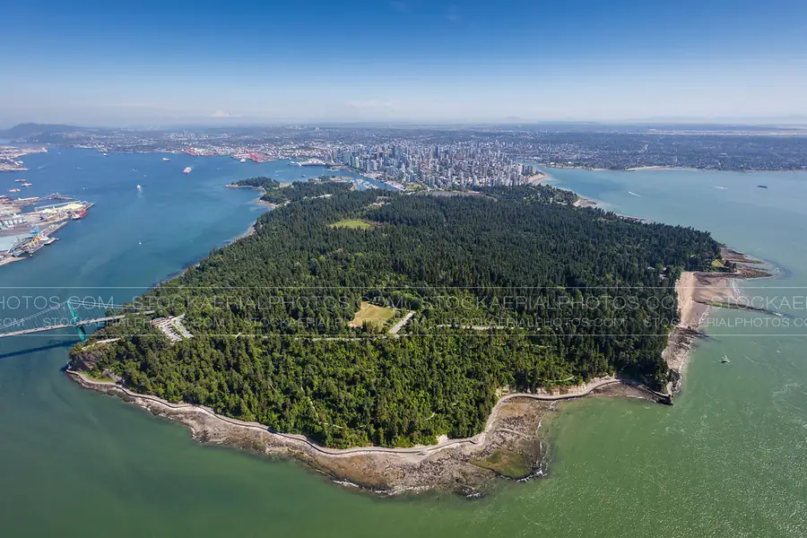 Stanley Park in Canada — photo 8