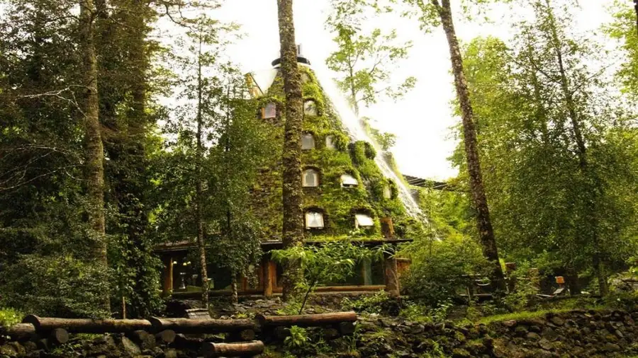 Montana Magica Lodge in Chile — photo 2