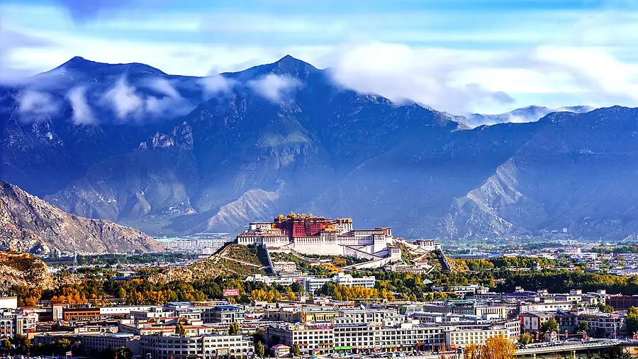 Potala Palace in China — photo 7
