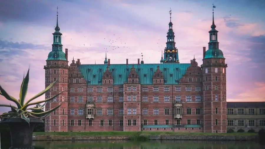 Frederiksborg Slot in Denmark — photo 2