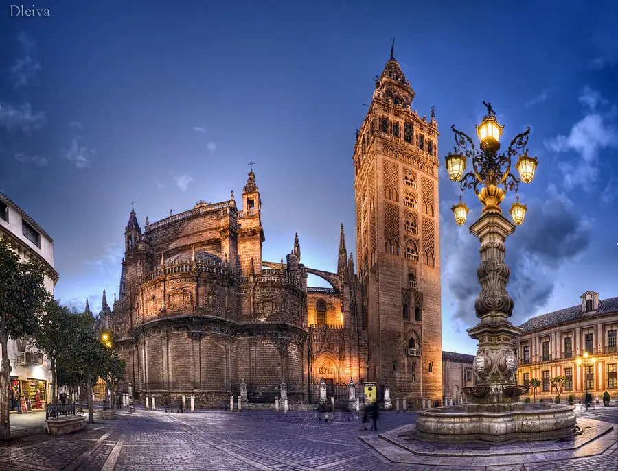 Catedral de Sevilla in Spain — photo 2