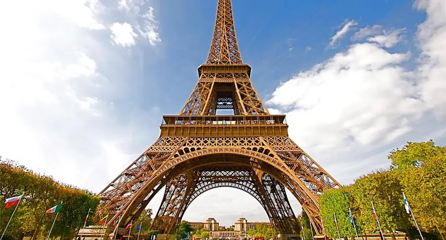 Eiffel Tower in France — photo 5