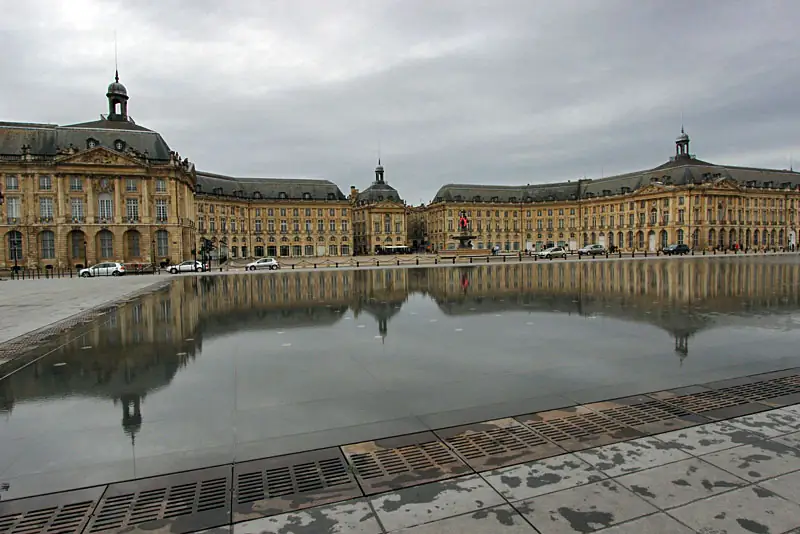 Place de la Bourse in France — photo 6