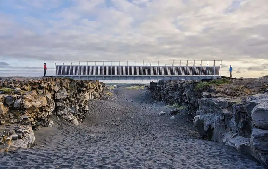 Bridge Between Continents in Iceland — photo 2