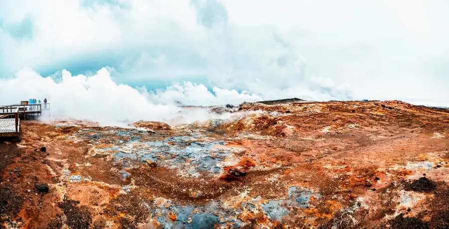 Gunnuver Hot Springs in Iceland — photo 2