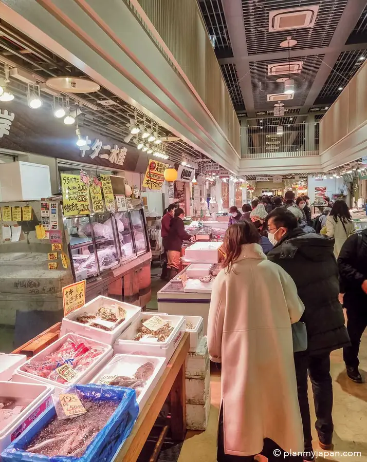 Tsukiji Outer Market in Japan — photo 9