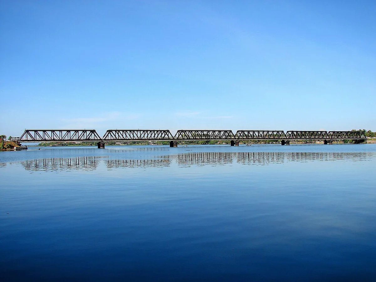 Kallady Bridge
