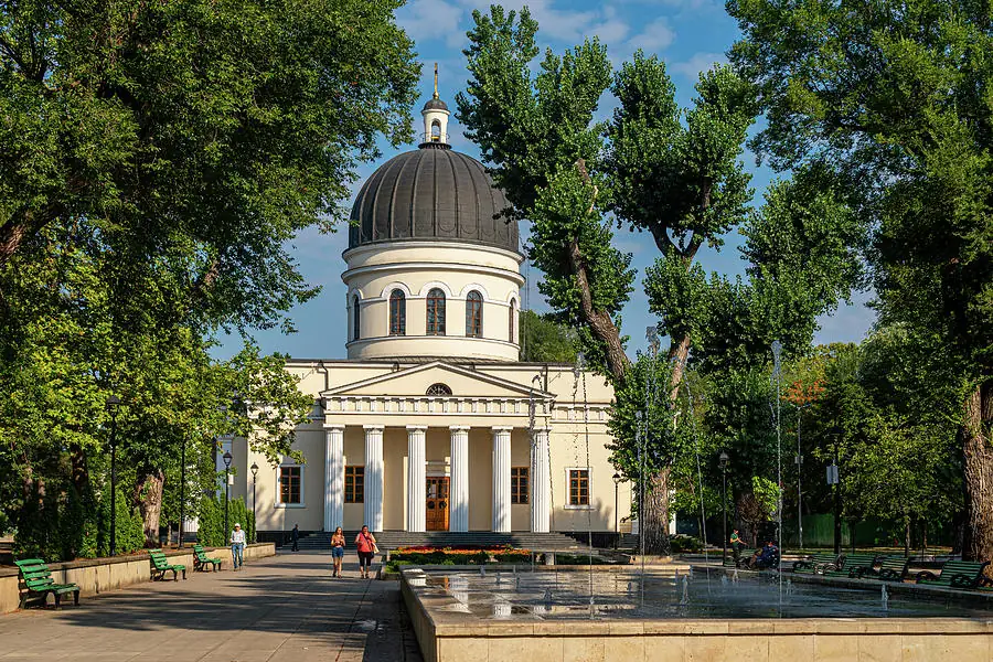 Nativity Cathedral in Moldova — photo 2