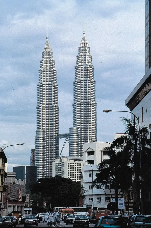 Petronas Twin Towers in Malaysia — photo 2