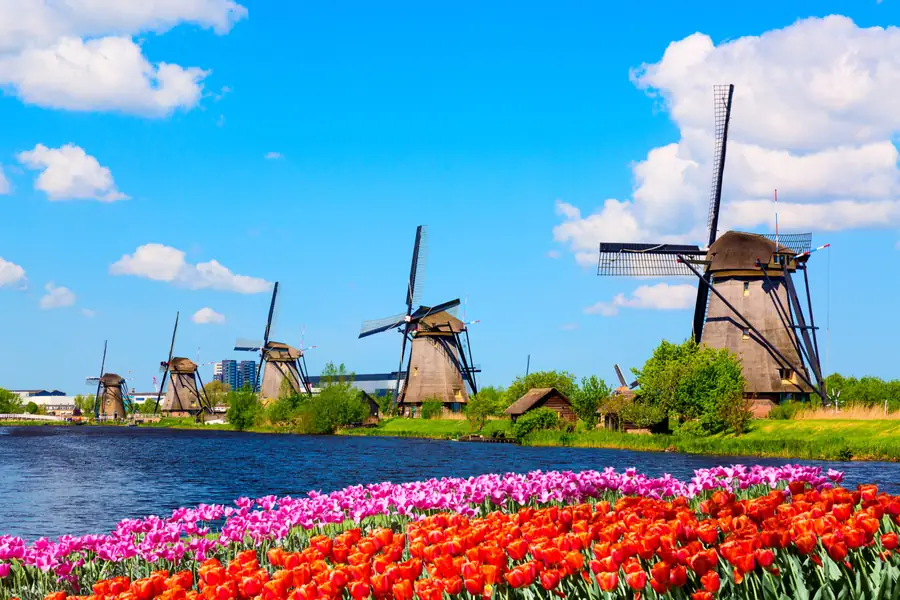 Kinderdijk-Elshout Windmill Network in Netherlands — photo 2