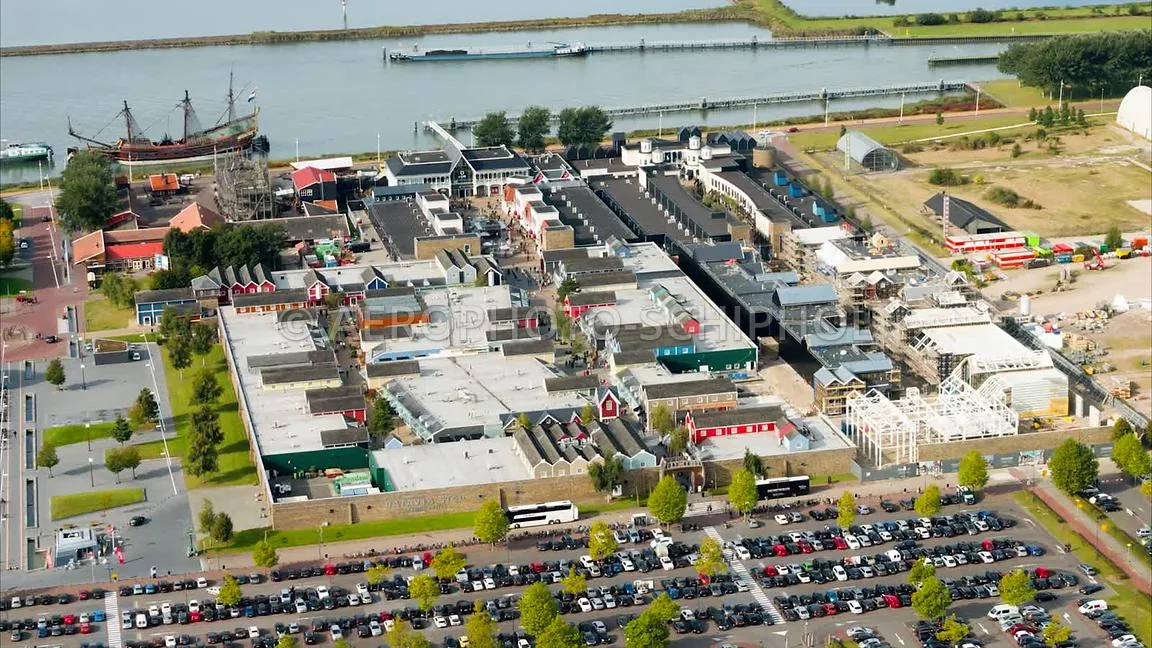 The Bataviastad (Batavia-werf)