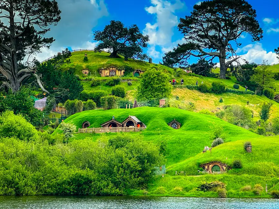 Hobbiton Movie Set in New Zealand — photo 2