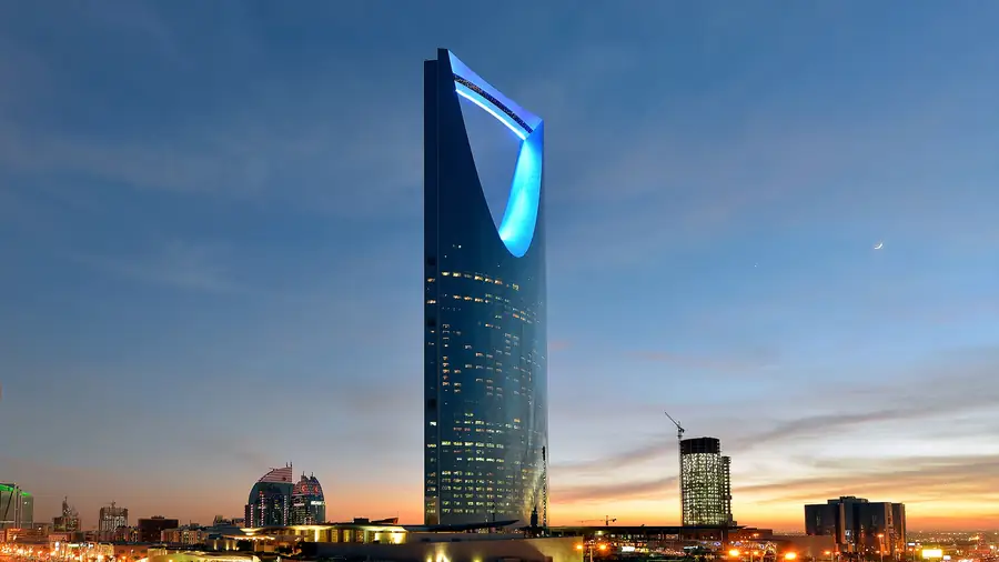 Kingdom Centre in Saudi Arabia — photo 2