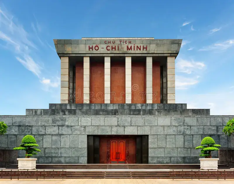 Ho Chi Minh Mausoleum in Vietnam — photo 4